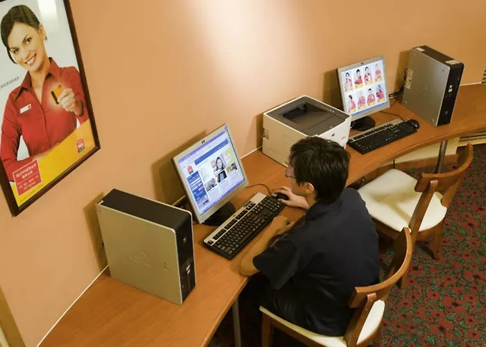 Ibis Hangzhou Xiasha